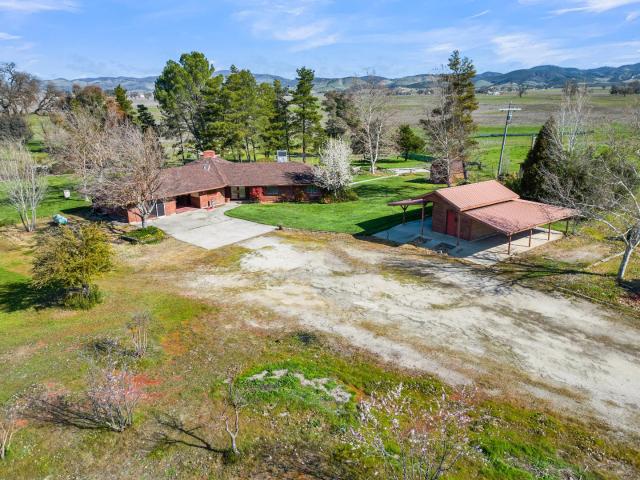 House for sale in Bradley