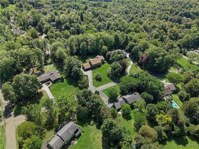 House for sale in Jamesville, New York