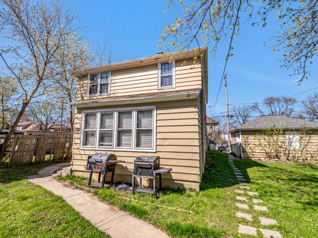 House for sale in Milwaukee, Wisconsin