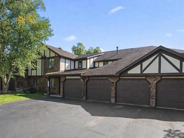 Condo for sale in Crown Point, Indiana