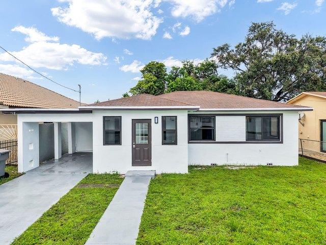 House for sale in West Park, Florida