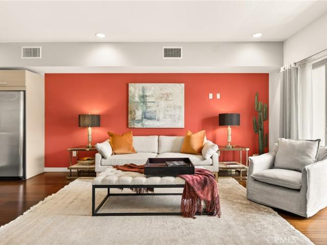 Condo for sale in North Hollywood Neighborhood Council District, Canoga Park