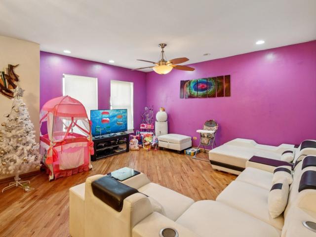 Condo for sale in Chicago Park, Illinois
