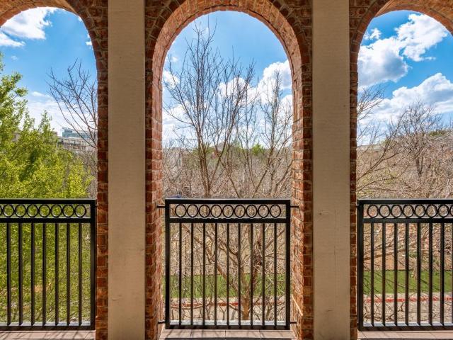 Condo for sale in Addison, Texas