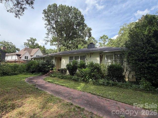 House for sale in Mecklenburg, North Carolina