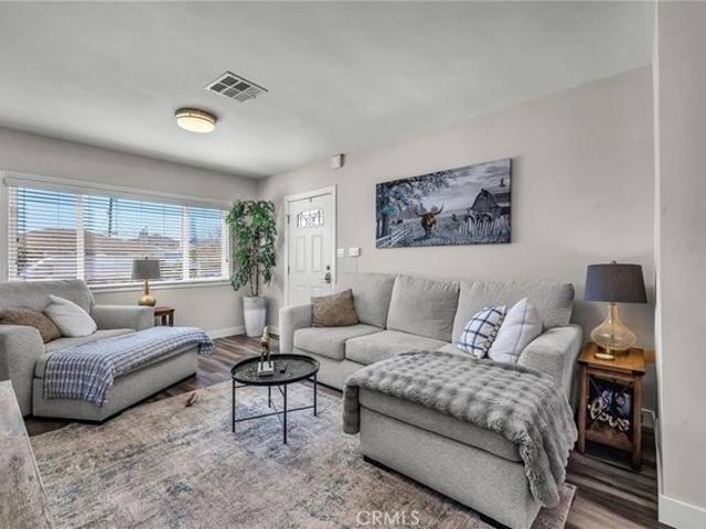 House for sale in Hawthorne, California
