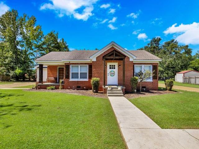 House for sale in Amory, Mississippi