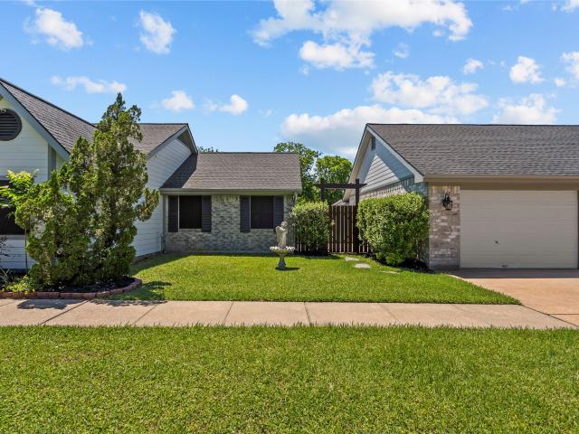 House for sale in Dickinson, Texas