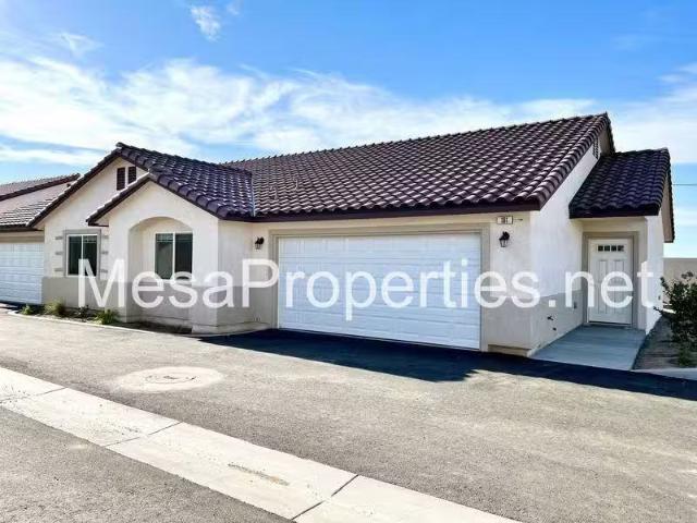 House for rent in Ontario
