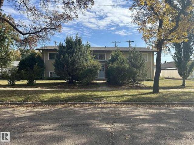 House for sale in Redwater, Town of Redwater