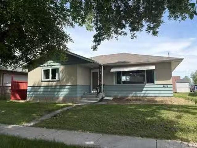House for sale in Mannville, Alberta