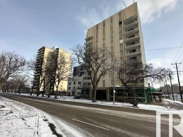 House for sale in Edmonton
