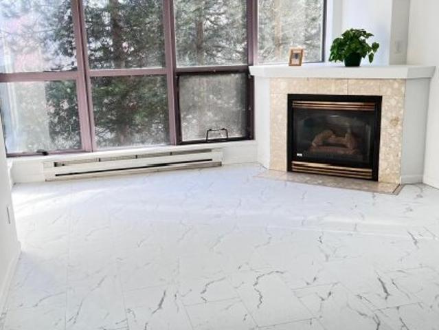 Apartment for sale in Surrey, British Columbia