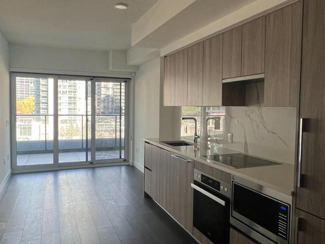 Condo for sale in Spadina—Fort York, Toronto