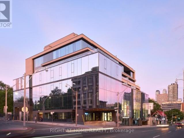 Condo for sale in Woburn, Ontario