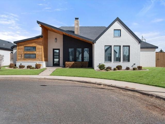 House for sale in Wolfforth, Texas