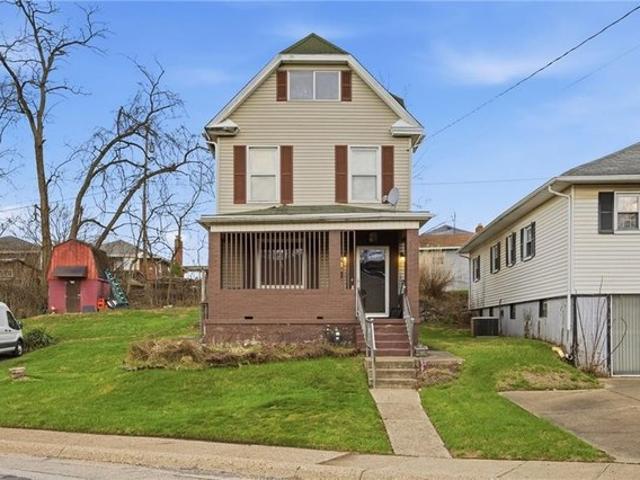House for sale in New Kensington, Pennsylvania
