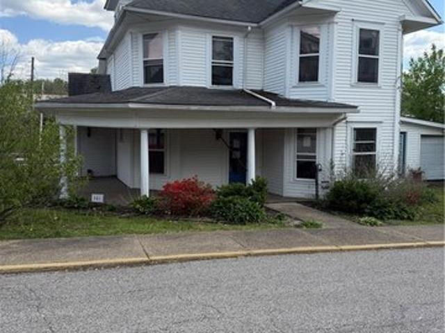 House for sale in Gandeeville, West Virginia