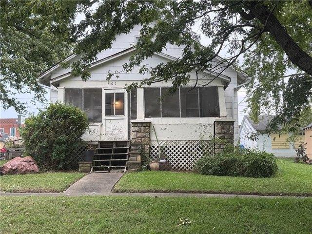 House for sale in Tonganoxie, Leavenworth County