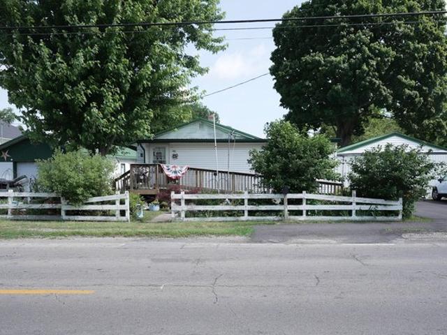 House for sale in Knox, Indiana
