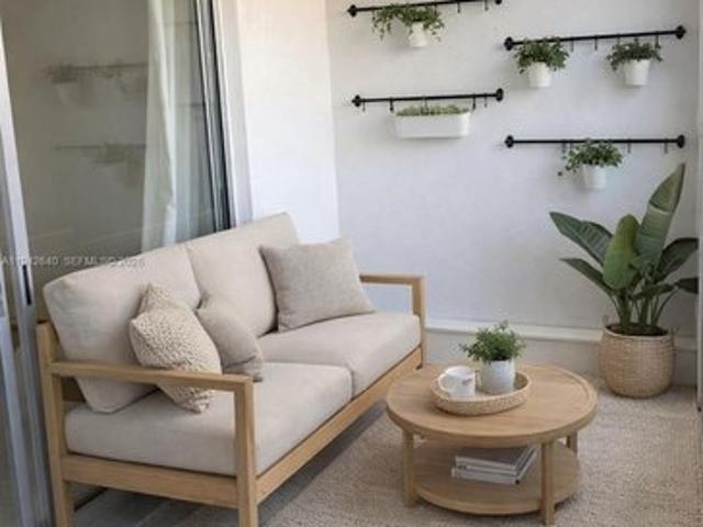 Condo for sale in Dania, Florida