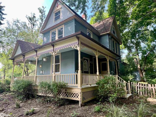 House for sale in Fairfield, Jefferson County