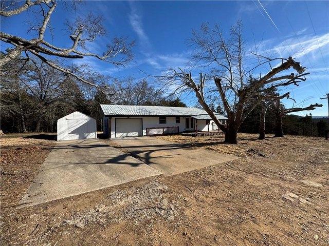House for sale in Ark