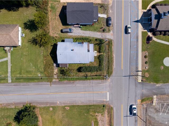 House for sale in Seneca, Oconee County