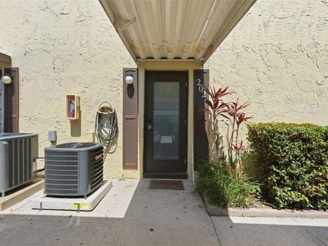 Townhouse for sale in Largo, Florida