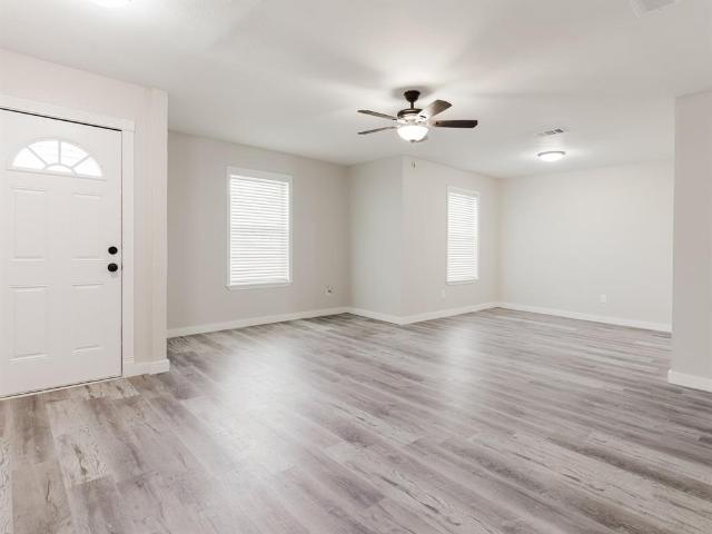Property for rent in Corsicana, Navarro County