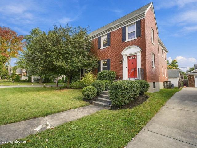 House for sale in Metro Council District 9, St. Matthews