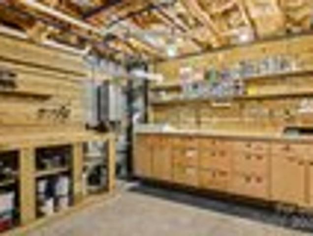 House for sale in Etowah, North Carolina