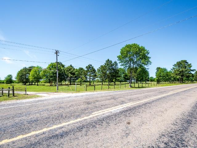 Land for sale in Walker, Texas