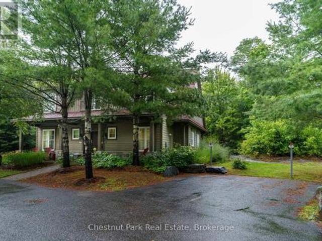 Townhouse for sale in Seguin, Ontario