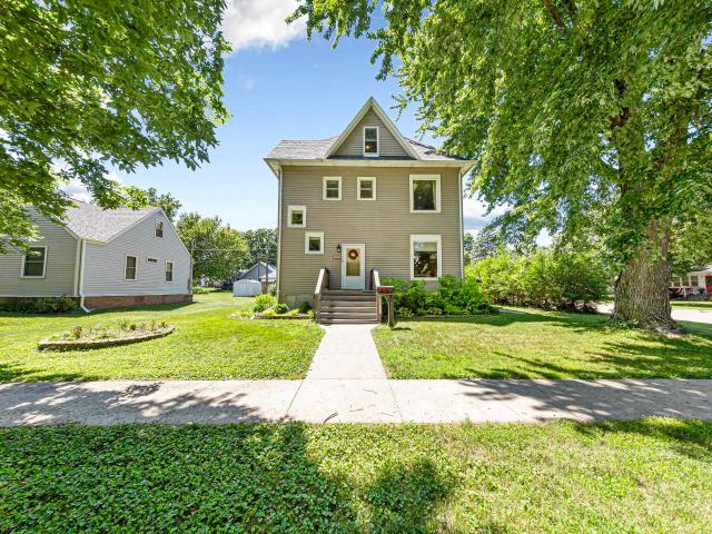 House for sale in Emmetsburg, Iowa
