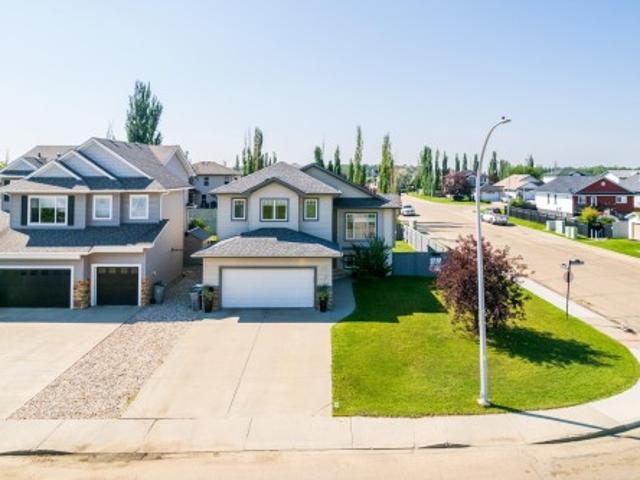 House for sale in Morinville, Alberta