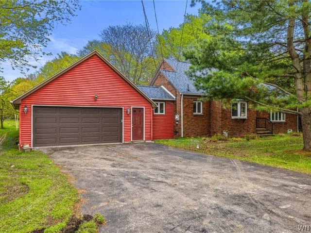 House for sale in West Seneca, New York