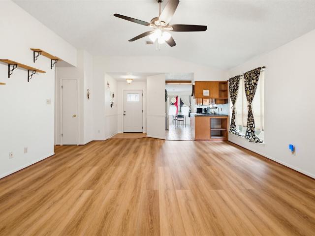House for sale in Milam, Texas