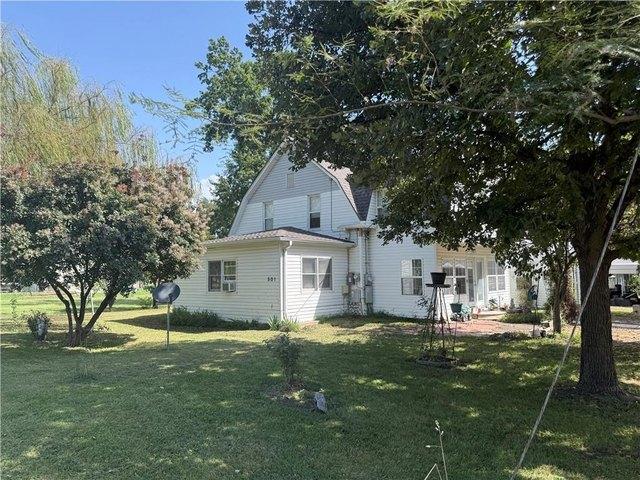 House for sale in La Cygne, Linn County