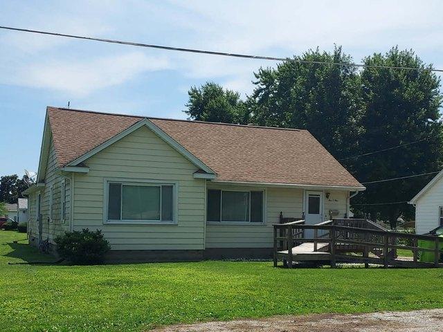 House for sale in Douglas, Illinois