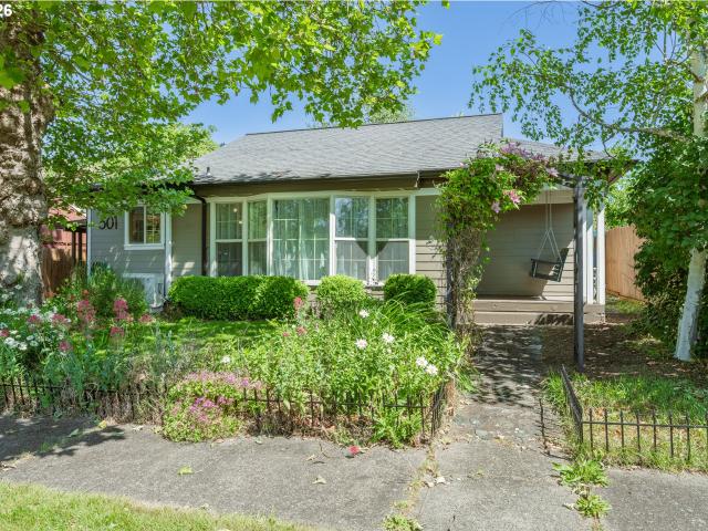 House for sale in Oregonia