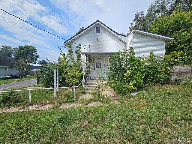 House for sale in Newllano, Missouri