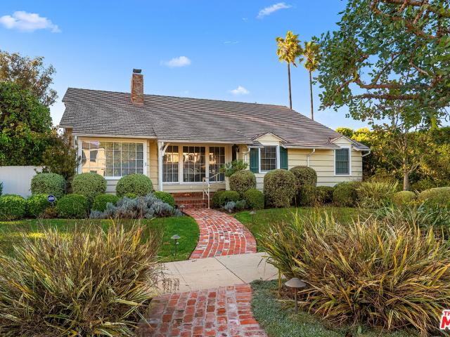 House for sale in Canoga Park, California