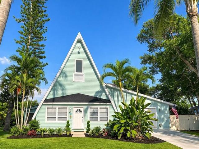 House for sale in Nokomis, Sarasota County
