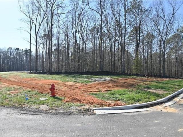 Land for sale in Auburn, Alabama