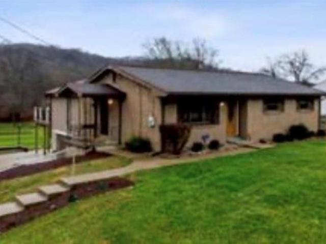 House for sale in Apollo, Pennsylvania