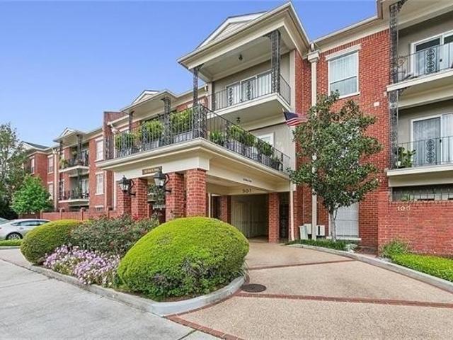 Condo for sale in Metairie, Louisiana
