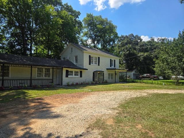 House for sale in Crockett, Texas