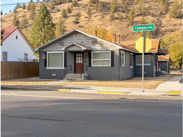 House for sale in John Day, Grant County