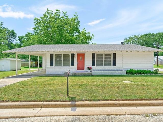 House for sale in Denison, Texas